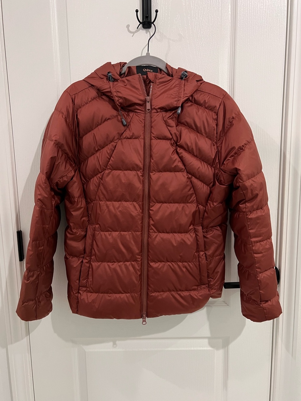 Quince Lightweight Down Packable Puffer Hooded Jacket